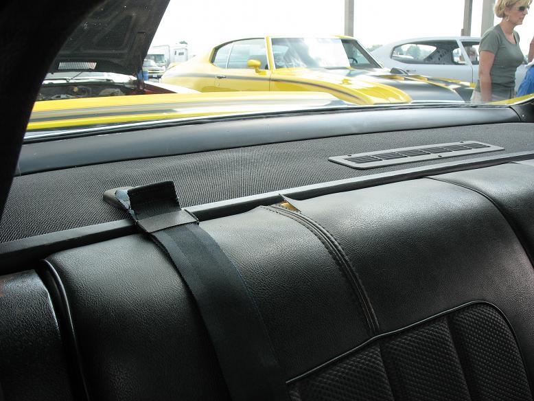 702 Buick Skylark Rear Shoulder Belts