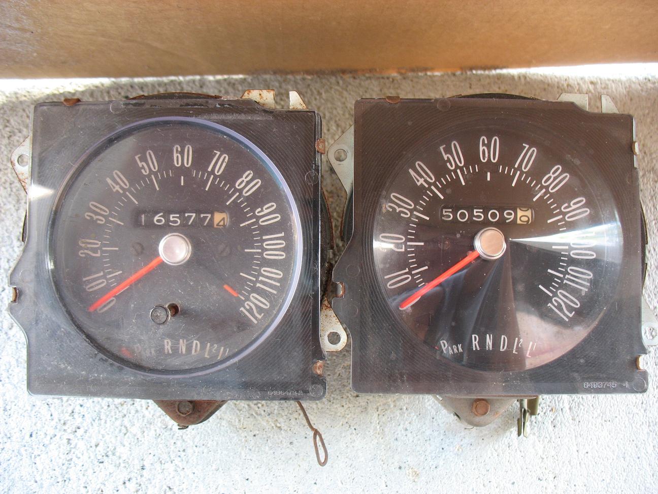 70 vs 712 Skylark Speedometer Differences